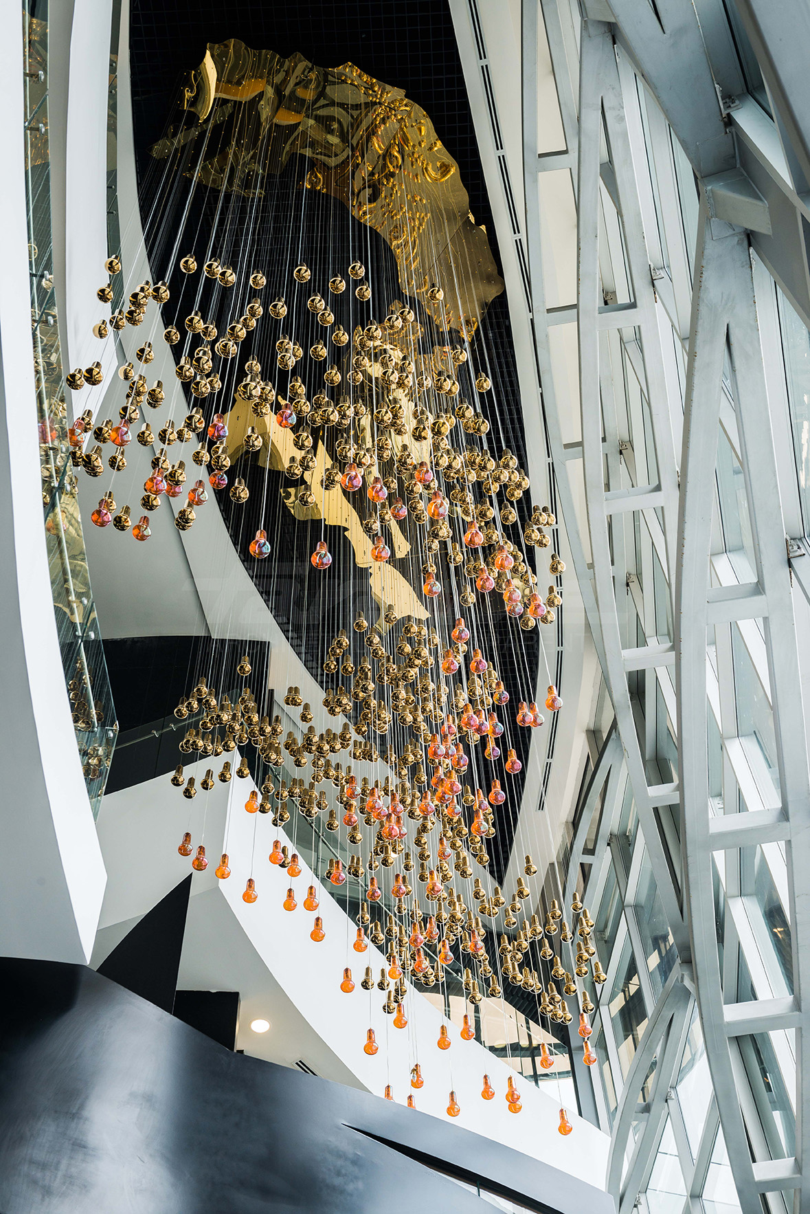 Scala organica in oro