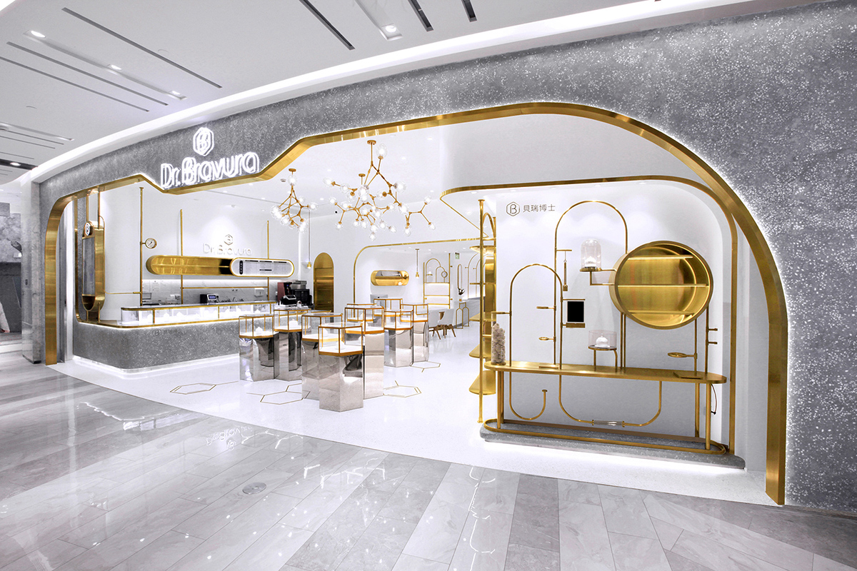 interior concept store white and gold