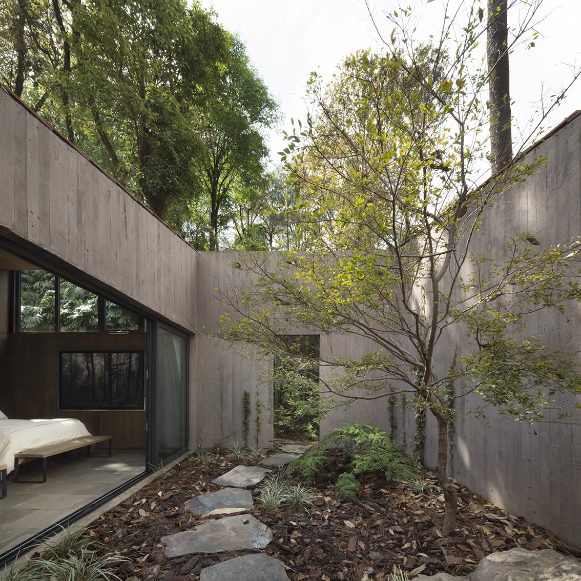 villa méxico patio central estructura cemento
