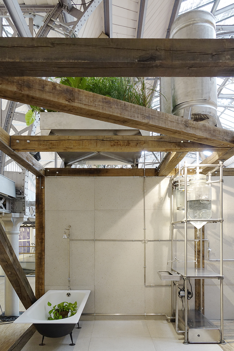 prototipo camera d'albergo bagno vasca