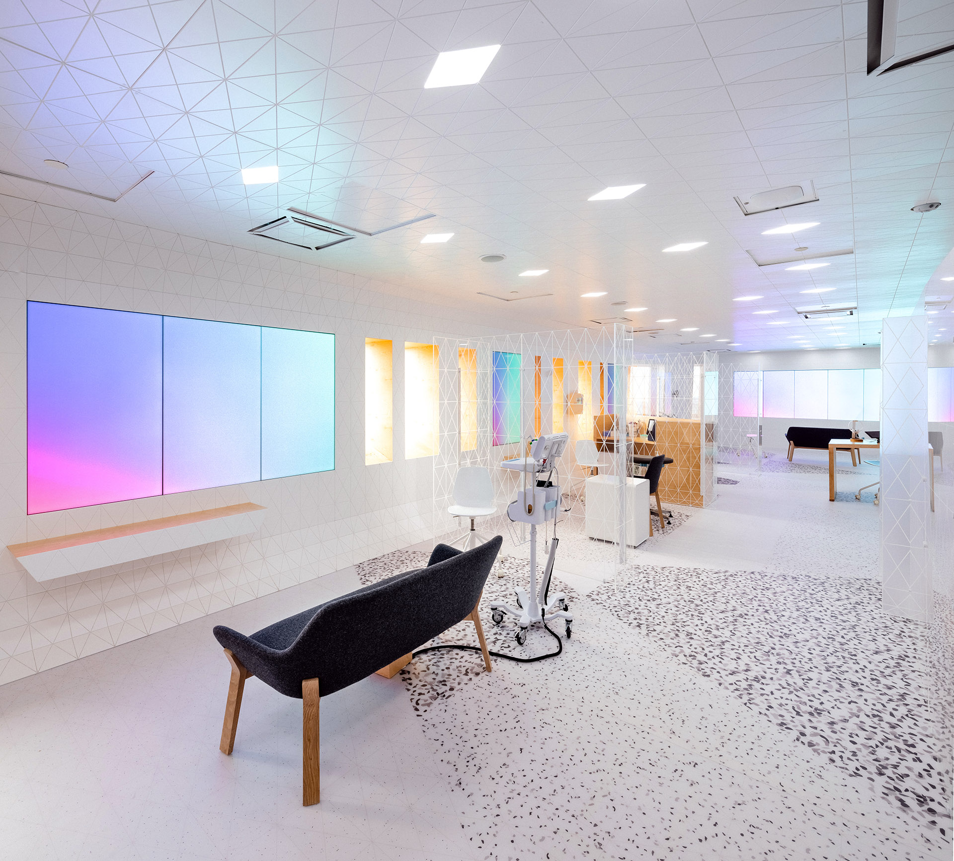 centro clinico digital design spazio bianco e minimale