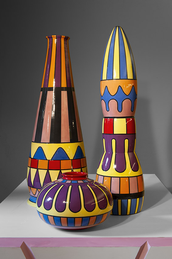 collezione oggetti ceramica colori pop