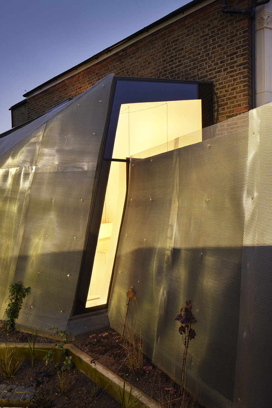roof garden metal volume
