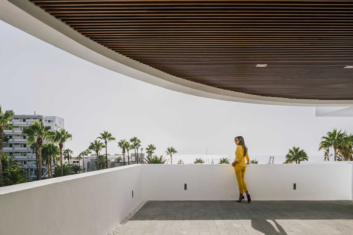 resort torres curvas vidrio terraza