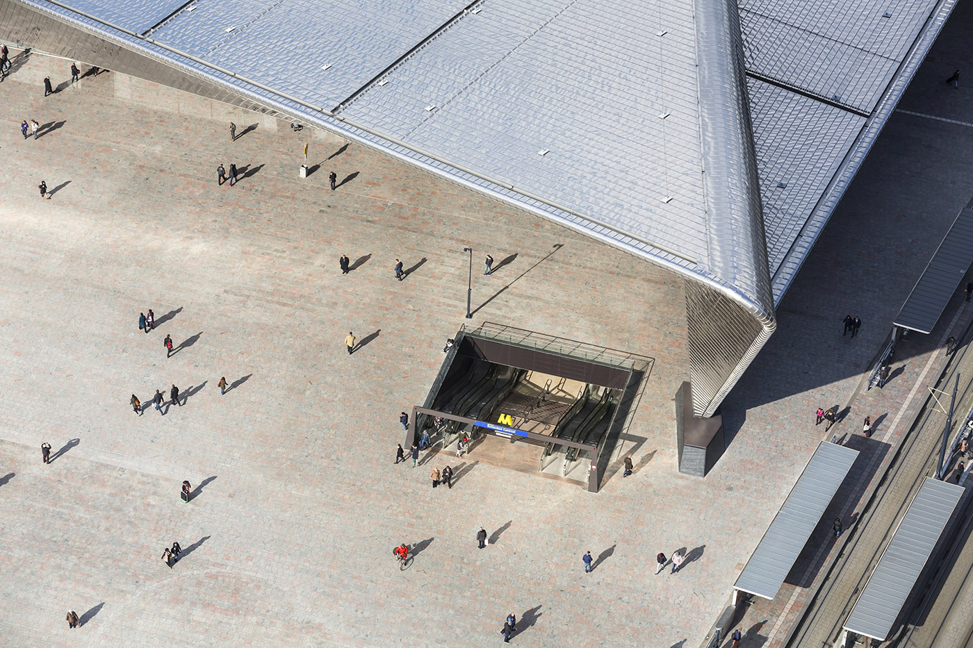 Rotterdam station external square