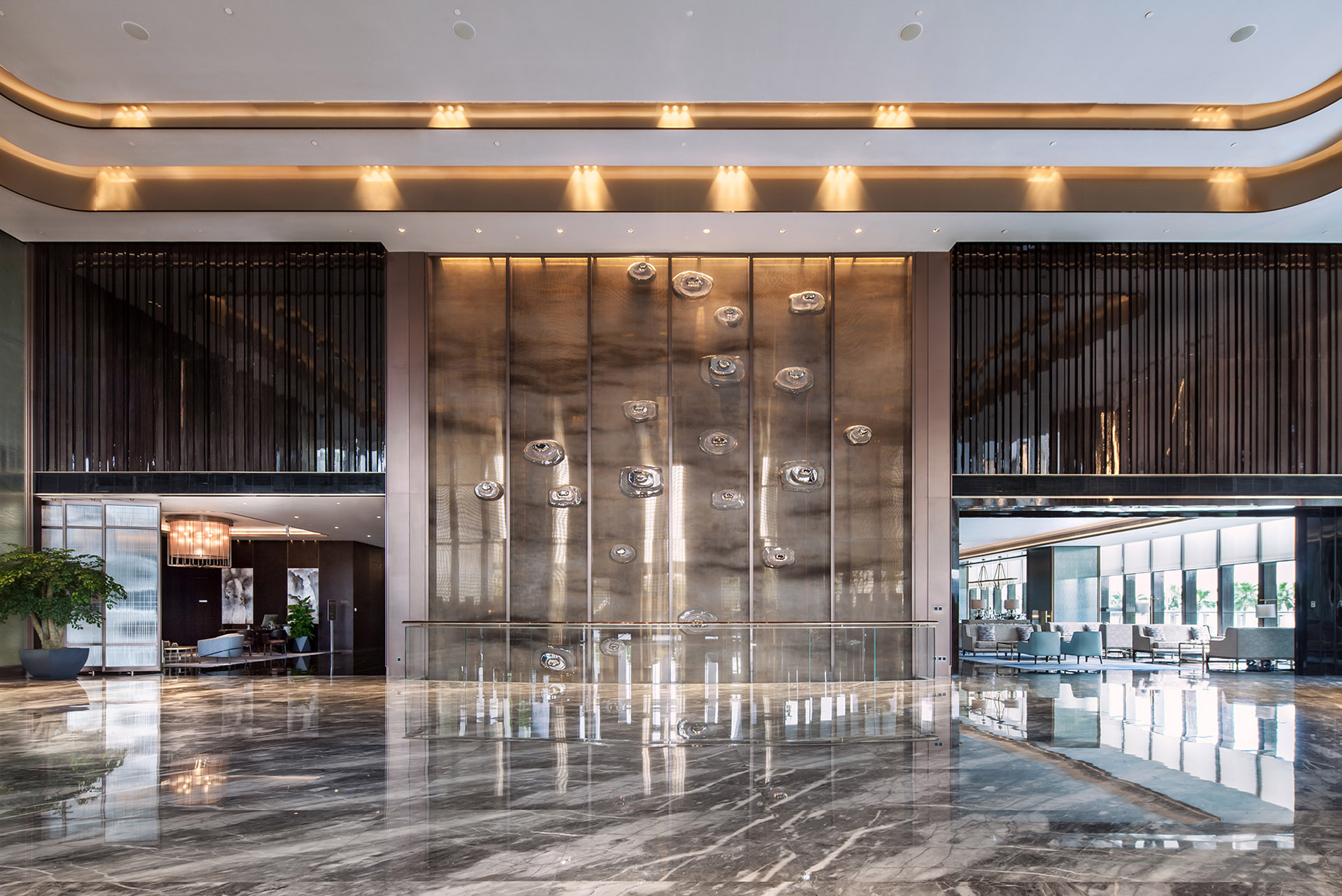 Intercontinental Hotel in Zhuhai. Design inspired by the ocean and island scenery