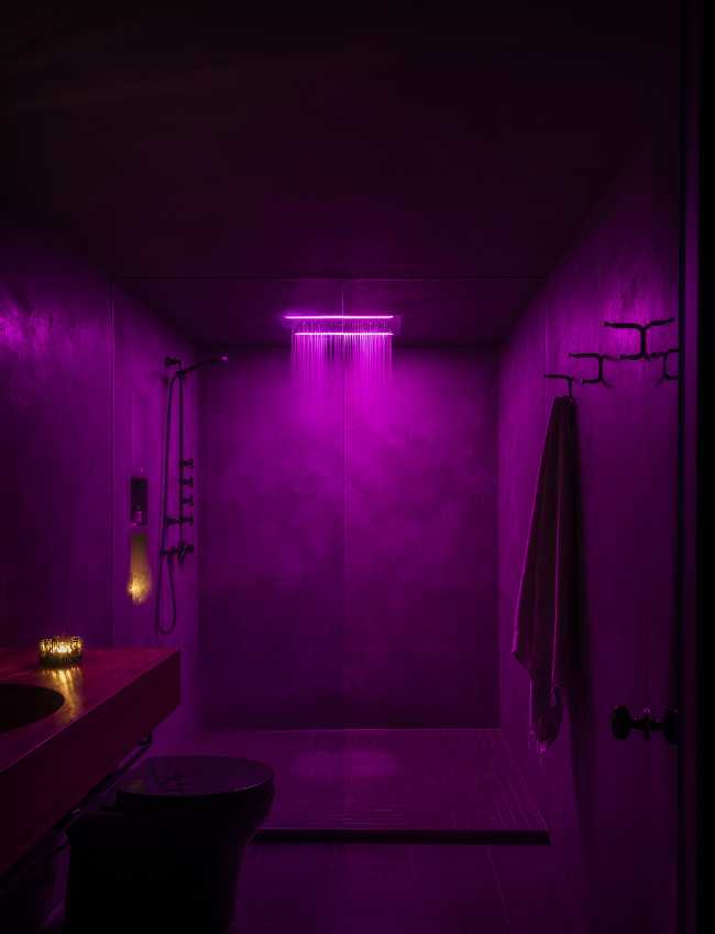 Transformation of a commercial space in Seattle. Photography studio with a sleeping area