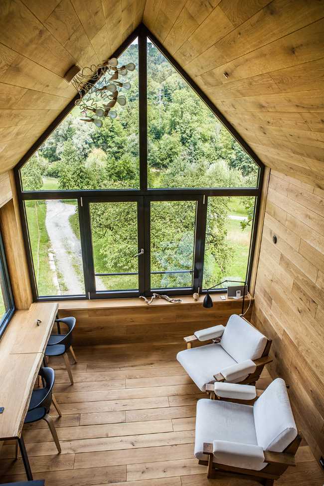 A special shelter: the treehouse in Halden