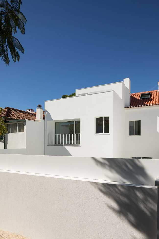 Casa en Lisboa. Ampliación, recualificación y optimización de la morfología del techo