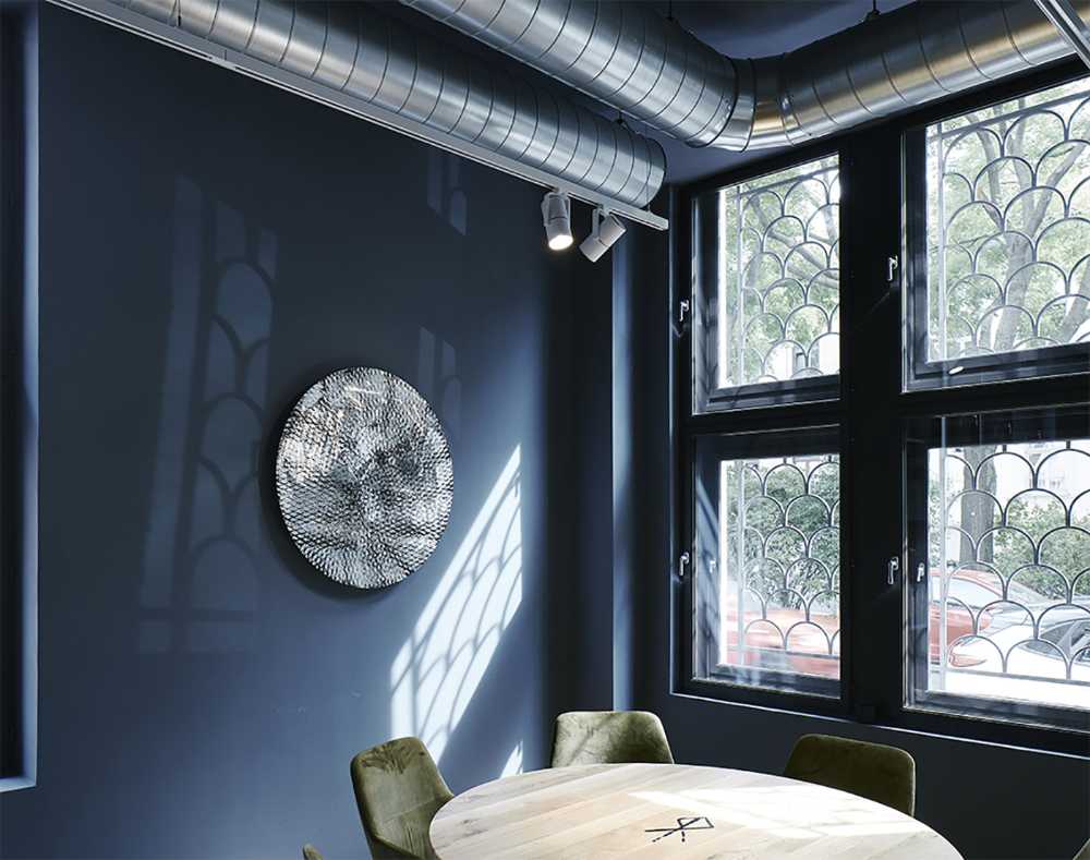 Stile industrial chic a Vienna. Personalità eccentrica per un ristorante di design