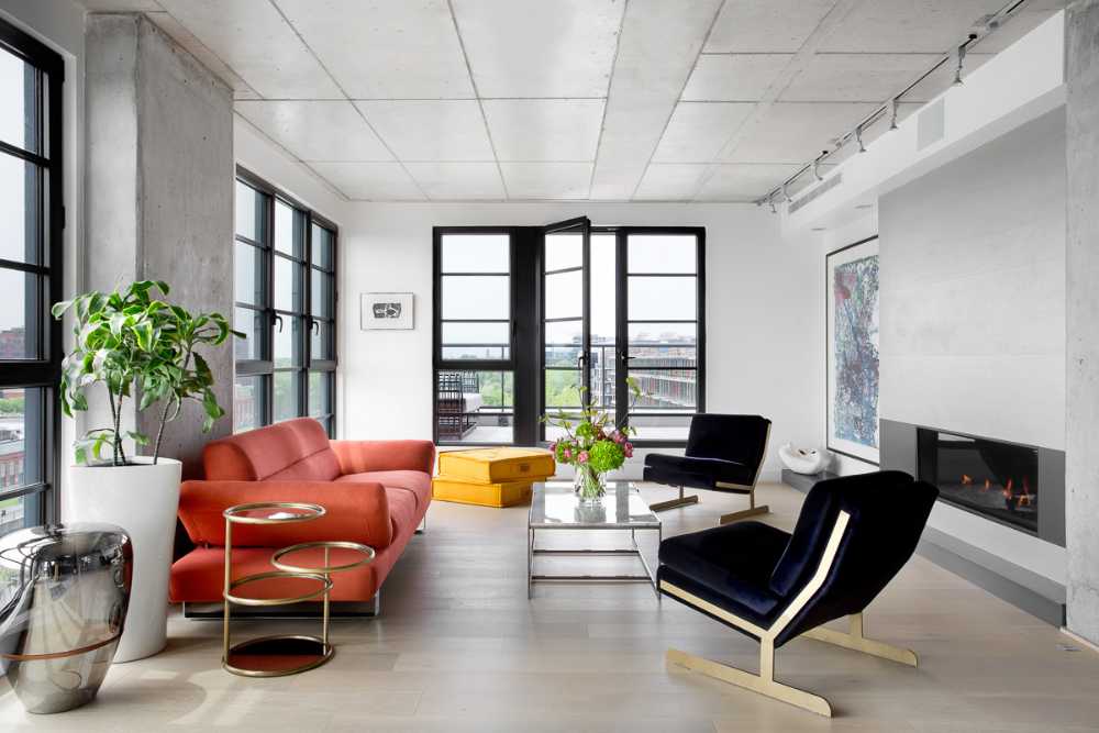 Lofts in Montreal. Black, white oak and colour accents for a young, urban interior design