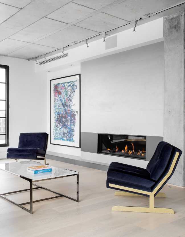 Lofts in Montreal. Black, white oak and colour accents for a young, urban interior design