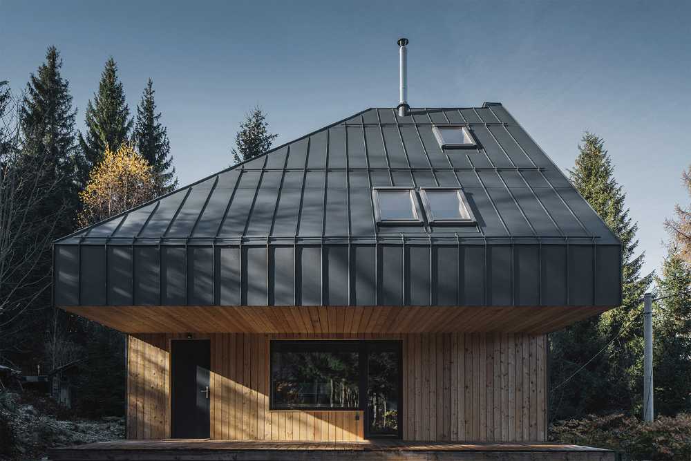 Chalet in montagna dalla forma aerodinamica