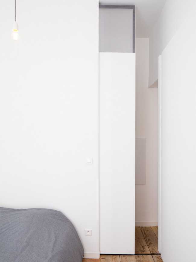 Renovated apartment in Corsica. Wooden floor and local marble fireplaces