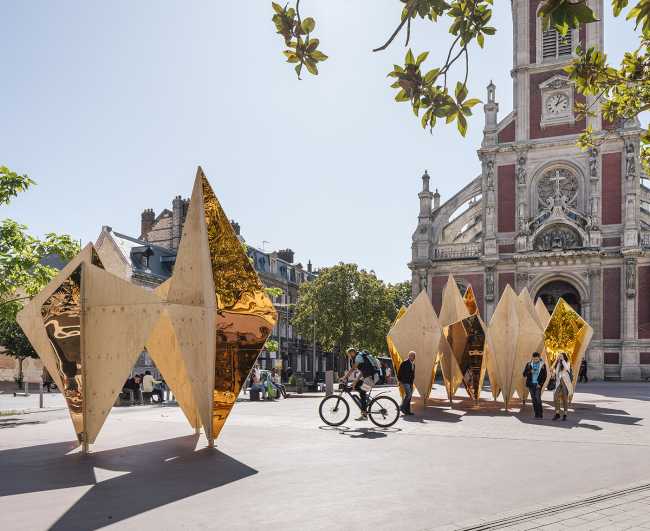 Fôret, la instalación artística que integra bosque y ciudad.