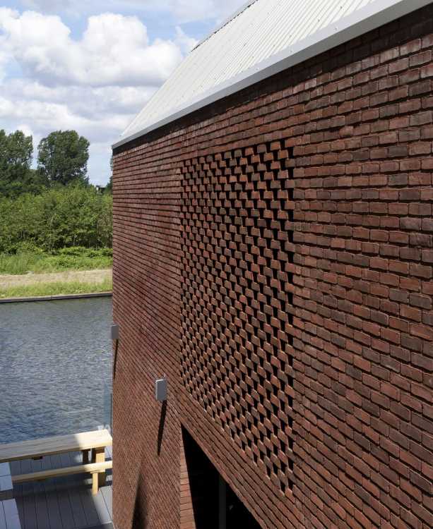 Maritime character for three homes in Rotterdam. 