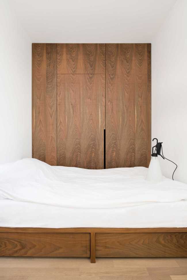 Renovation of an apartment in Ljubljana. An economical project with simple and open spaces