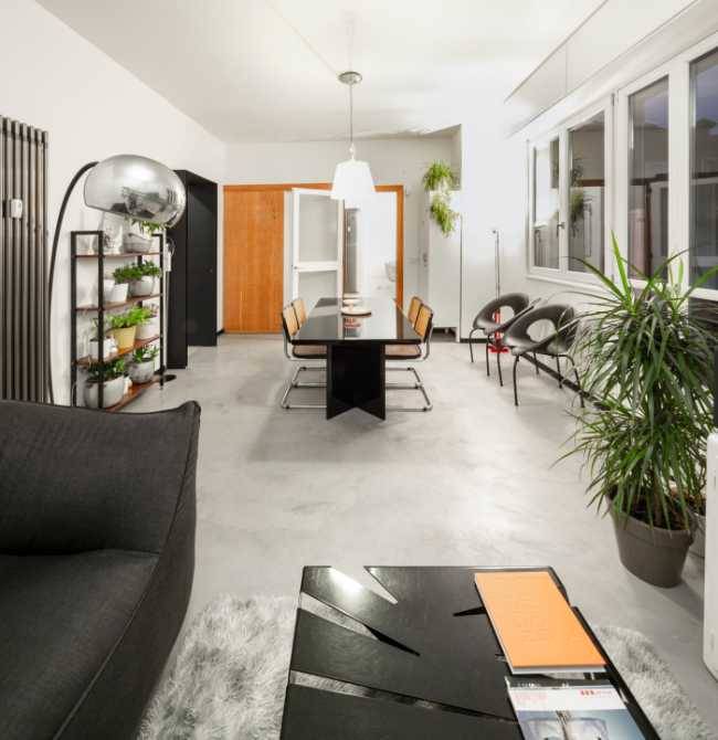 Renovated apartment in the center of Cuneo. New perception of space through the design of the furniture