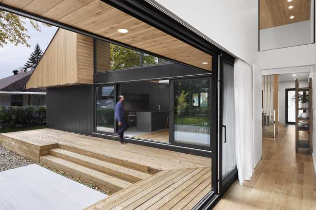 Pearl  House, ampliamento e riprogettazione di un volume esistente. Un grande spazio unico da vivere in famiglia