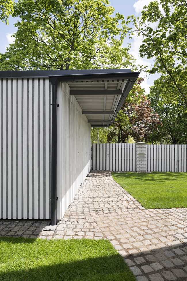 Villa storica a Praga. Ricostruzione per il co-living di tre famiglie