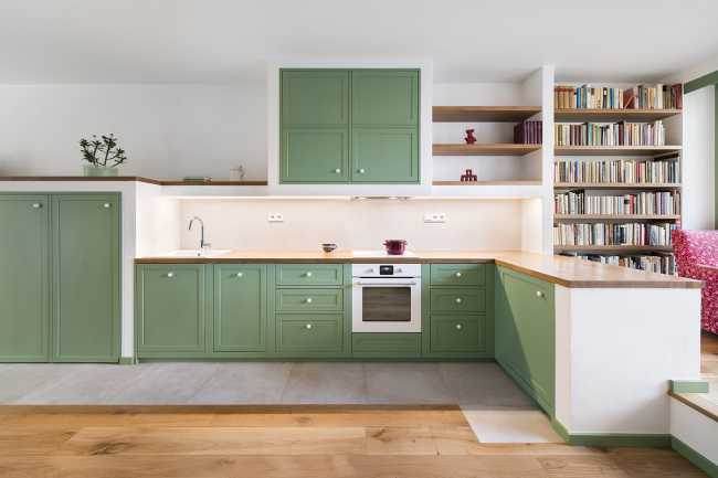 Villa storica a Praga. Ricostruzione per il co-living di tre famiglie