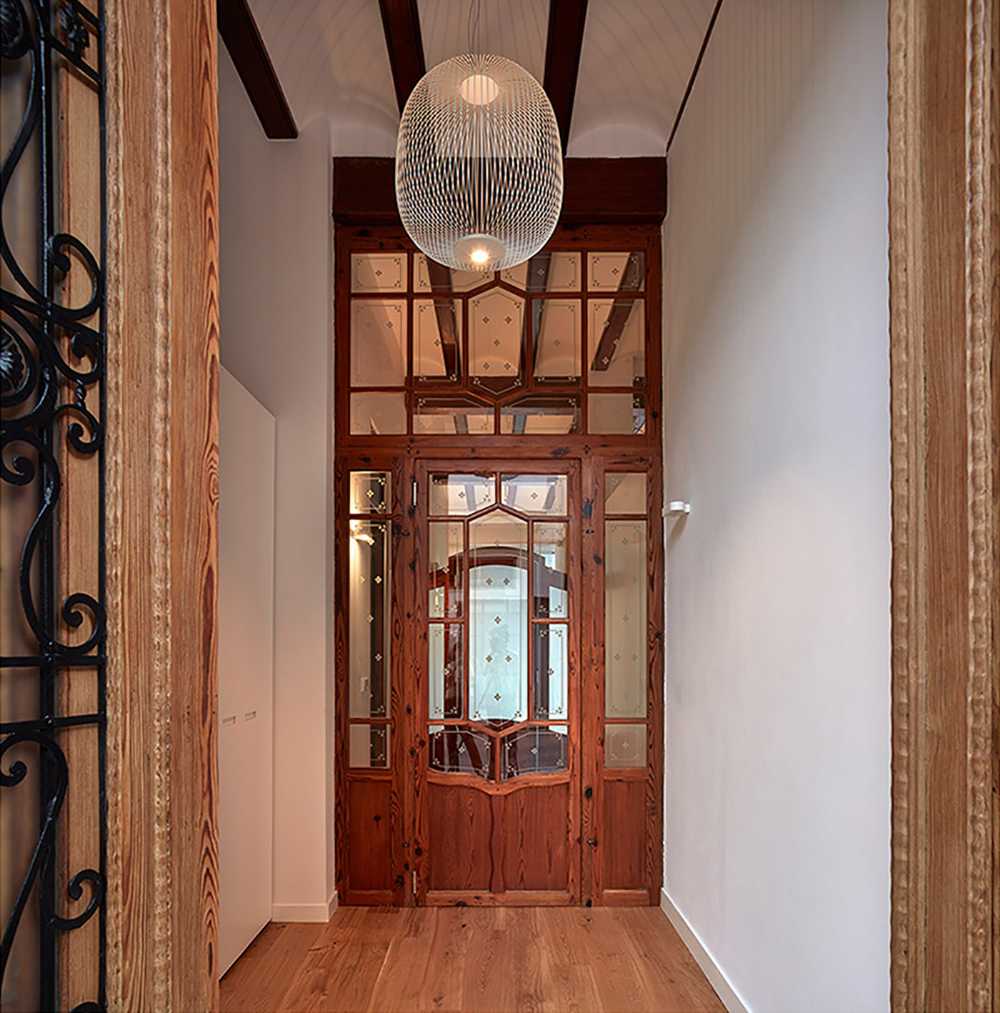 Rehabilitación de una casa típica valenciana. Los interiores y exteriores se compenetran entre tradición e innovación