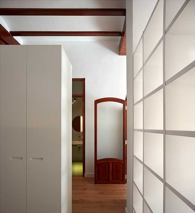 Rehabilitación de una casa típica valenciana. Los interiores y exteriores se compenetran entre tradición e innovación