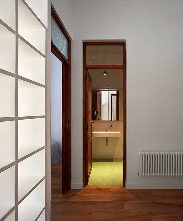 Rehabilitación de una casa típica valenciana. Los interiores y exteriores se compenetran entre tradición e innovación