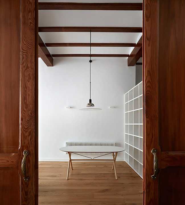 Rehabilitación de una casa típica valenciana. Los interiores y exteriores se compenetran entre tradición e innovación