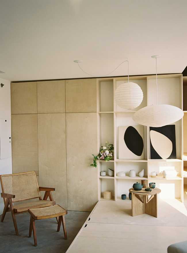 Japanese-inspired flat. Asian design for an urban zen retreat