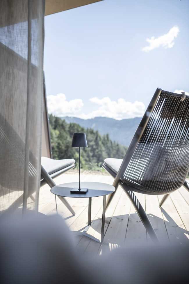 Dal ventre della terra: nel nuovo hotel Gfell l’emozione di vivere dentro la natura