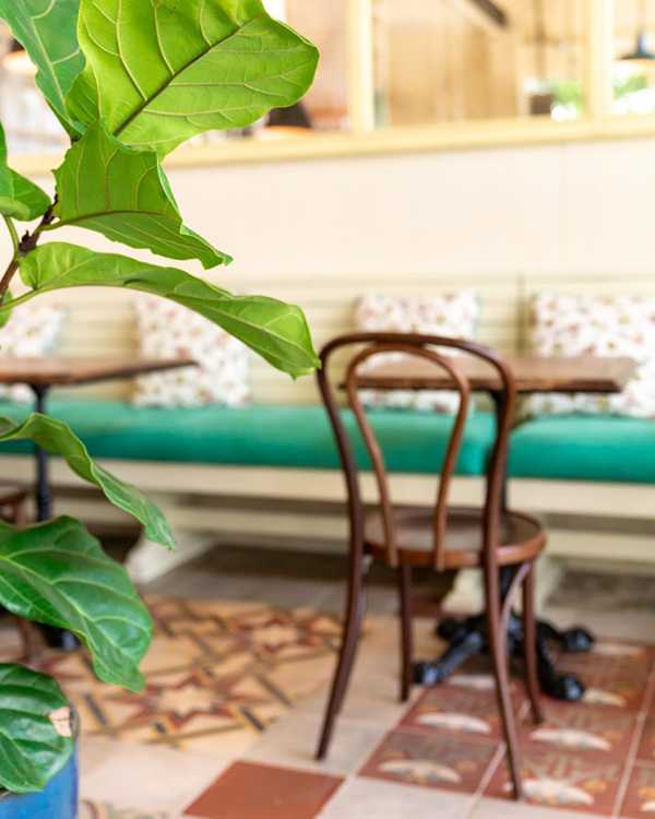 The advantage of being different. Italian cuisine + architecture embody the slogan