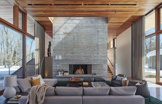 L'architecture comme une œuvre d'art moderne. Simplicité de conception et de matériaux sur un site spectaculaire