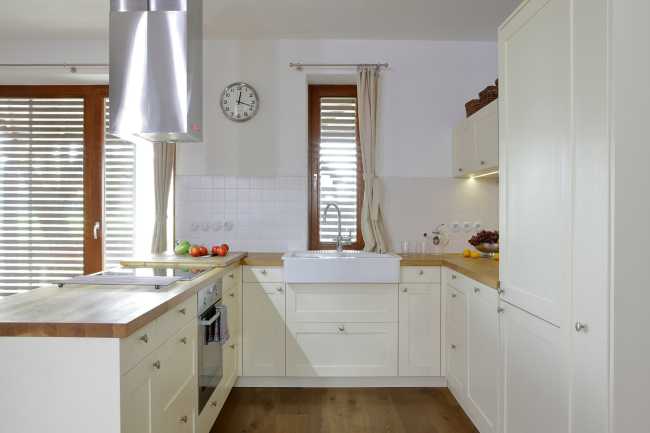 Farm surrounded by the picturesque Bohemian nature. New wooden farm building