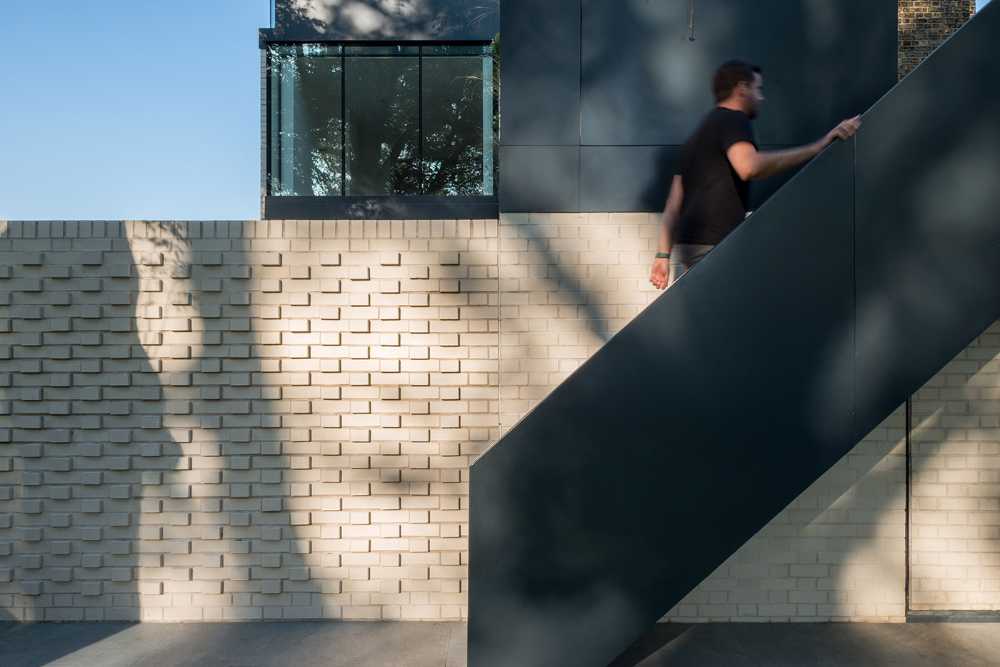 Revisiting a Victorian home. Materials and colors combine to offer new opportunities for light and space