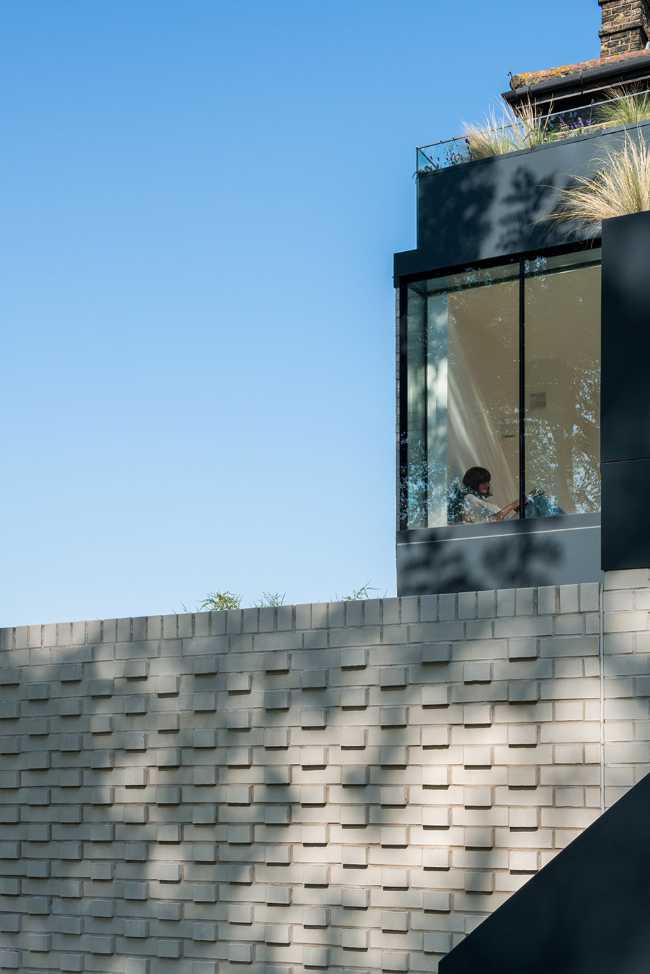 Revisiting a Victorian home. Materials and colors combine to offer new opportunities for light and space