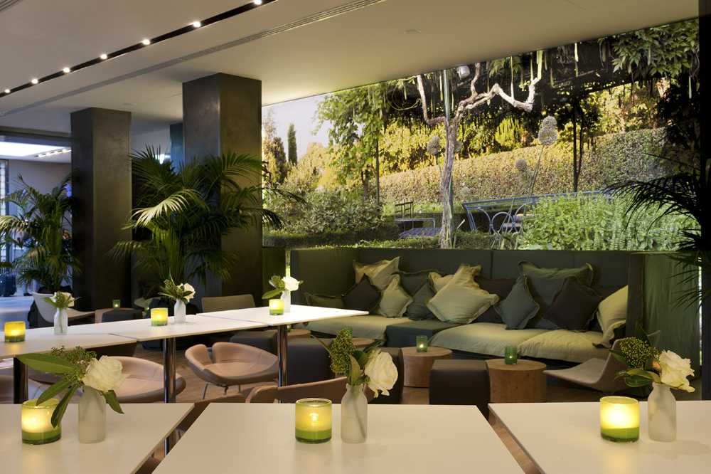 Sustainability in an urban context. Ecological hotel belonging to the Starhotels Group in Milan