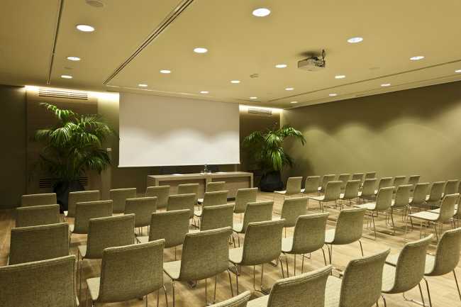 Sustainability in an urban context. Ecological hotel belonging to the Starhotels Group in Milan