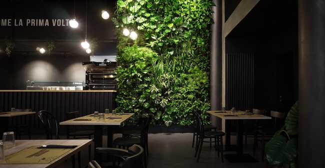 Gourmet pizzeria in the heart of Turin. The theater inspires the conversion