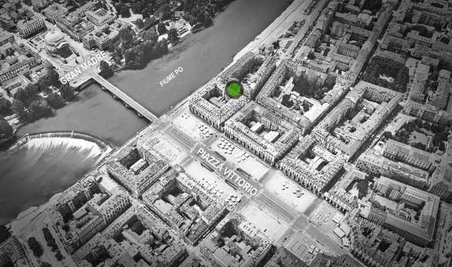 Gourmet pizzeria in the heart of Turin. The theater inspires the conversion