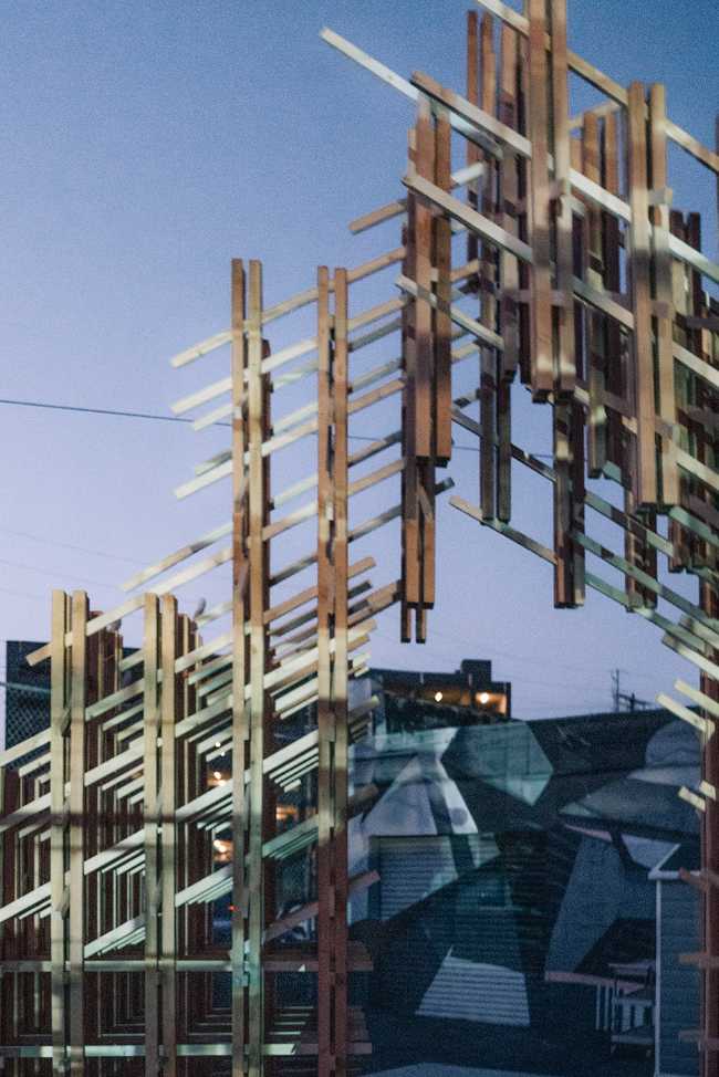 Mori. A wooden installation in Los Angeles that conceptualises the sense of togetherness