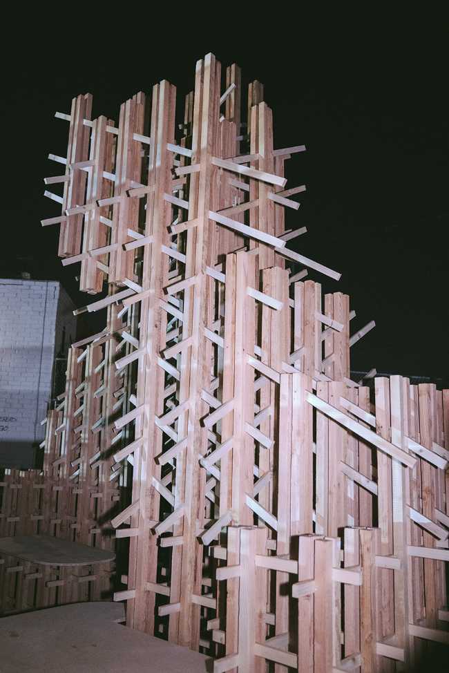 Mori. A wooden installation in Los Angeles that conceptualises the sense of togetherness
