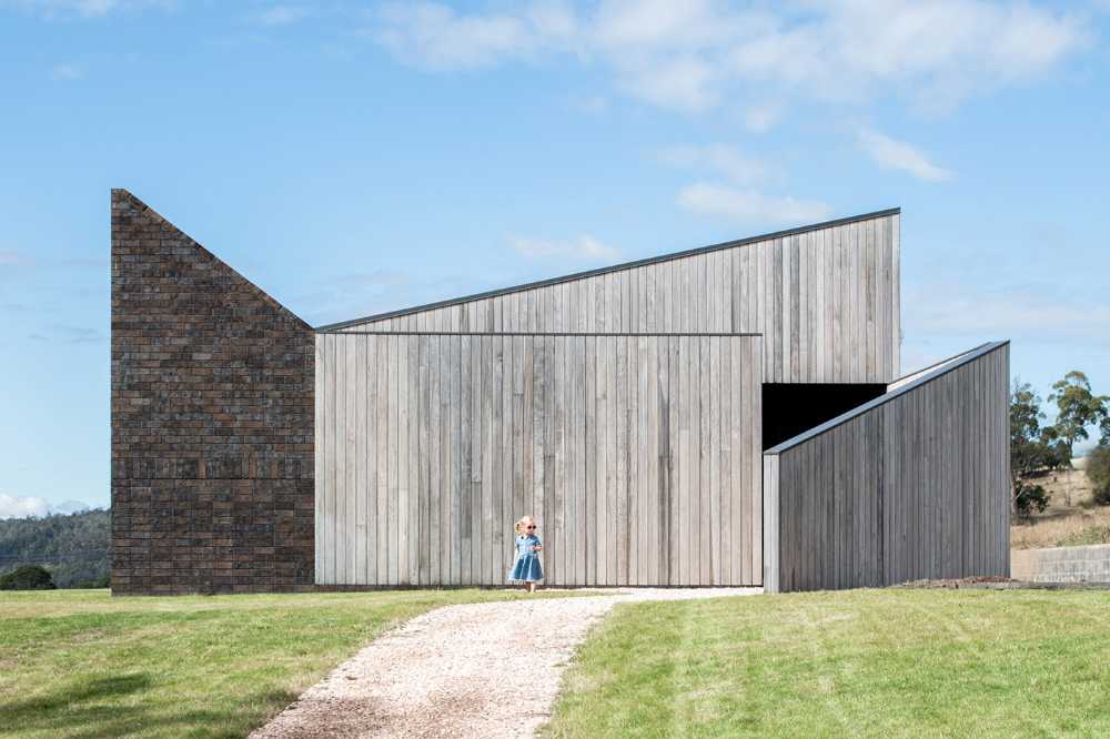 Stoney Rise Winery in Tasmania. A project for a unique wine experience