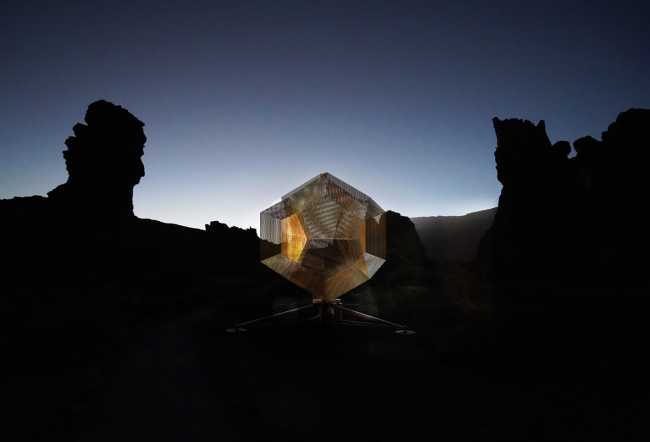 Solar Quartz, une installation énigmatique et onirique conçue sur l'île de Tenerife