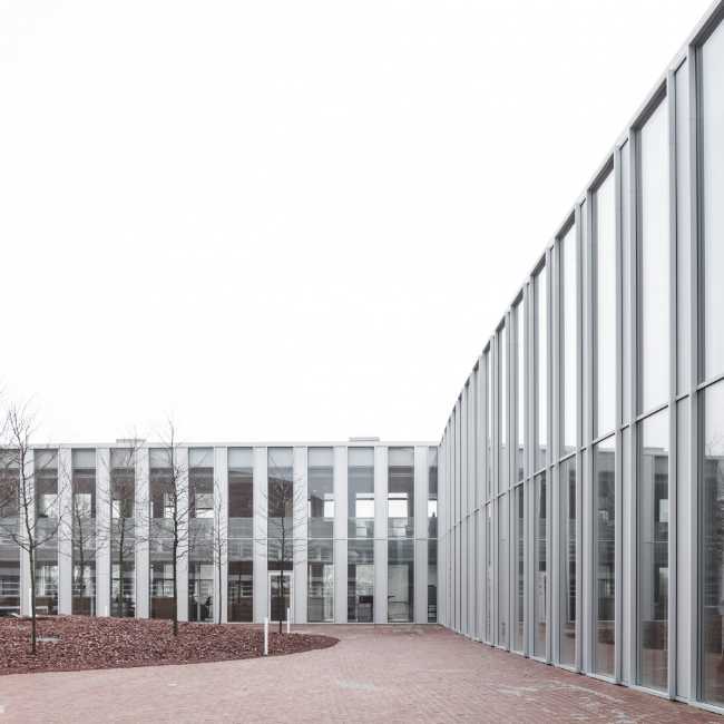 Expanded Historical Municipality. A combination of heaviness and structural lightness