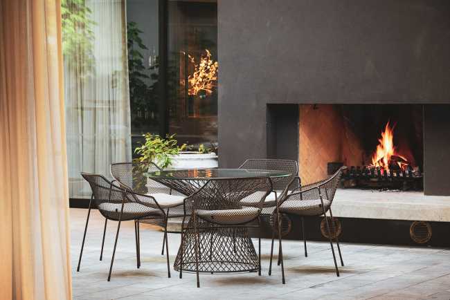 Prestigious club in New Zealand. A mantle of ivy wraps the century-old building