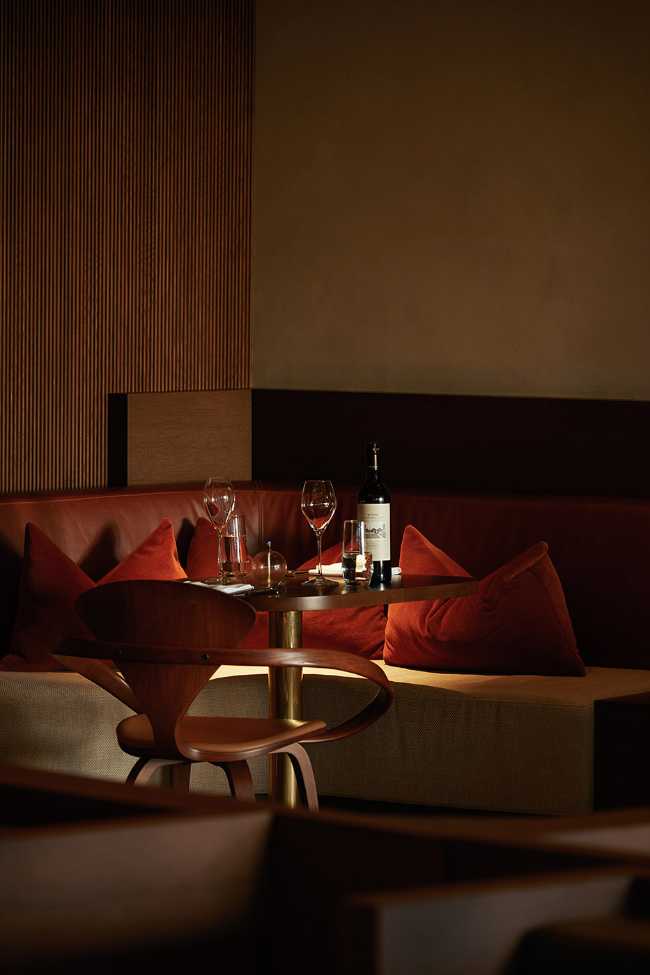 Prestigious club in New Zealand. A mantle of ivy wraps the century-old building