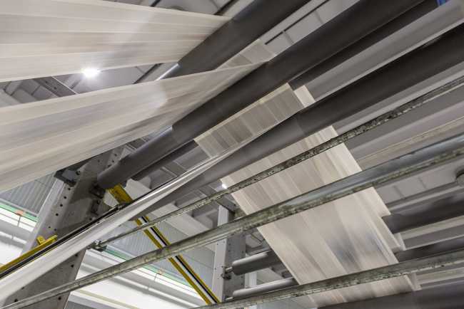 Isolamento delle vibrazioni causate da una nuova rotativa nello stabilimento di Centro Stampa Quotidiani a Brescia