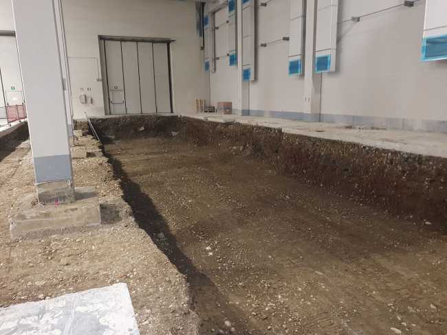 Isolamento delle vibrazioni causate da una nuova rotativa nello stabilimento di Centro Stampa Quotidiani a Brescia