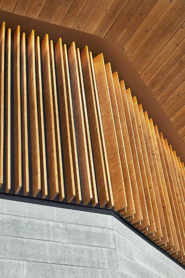 Bromont Summit Chalet: un'esperienza a 360° su una vetta panoramica canadese